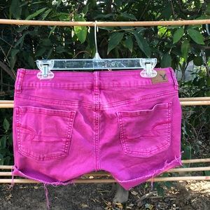 American Eagle pink shorts